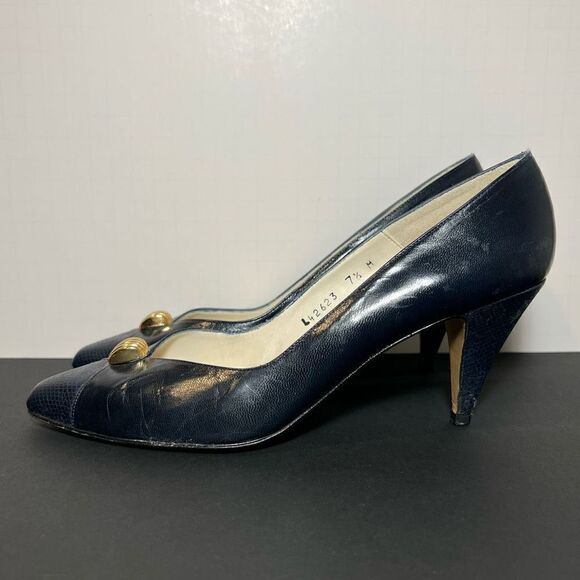 Womens CARESSA Navy Blue Cap Toe Embellished Pump Heels / Size 7.5 Medium - Picture 3 of 8